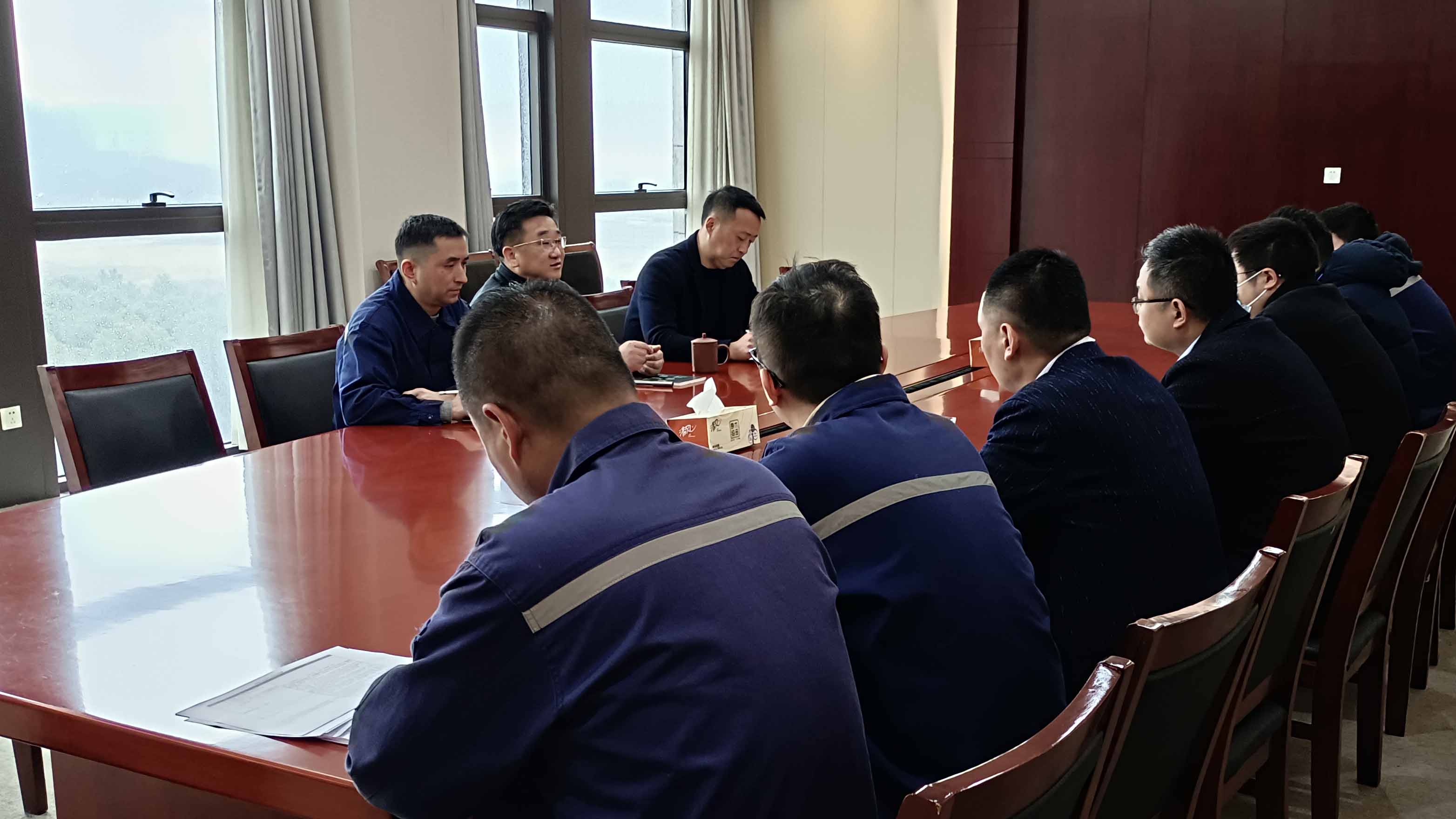 搶開工、爭(zhēng)訂單，高質(zhì)量發(fā)展跑出“加速度”